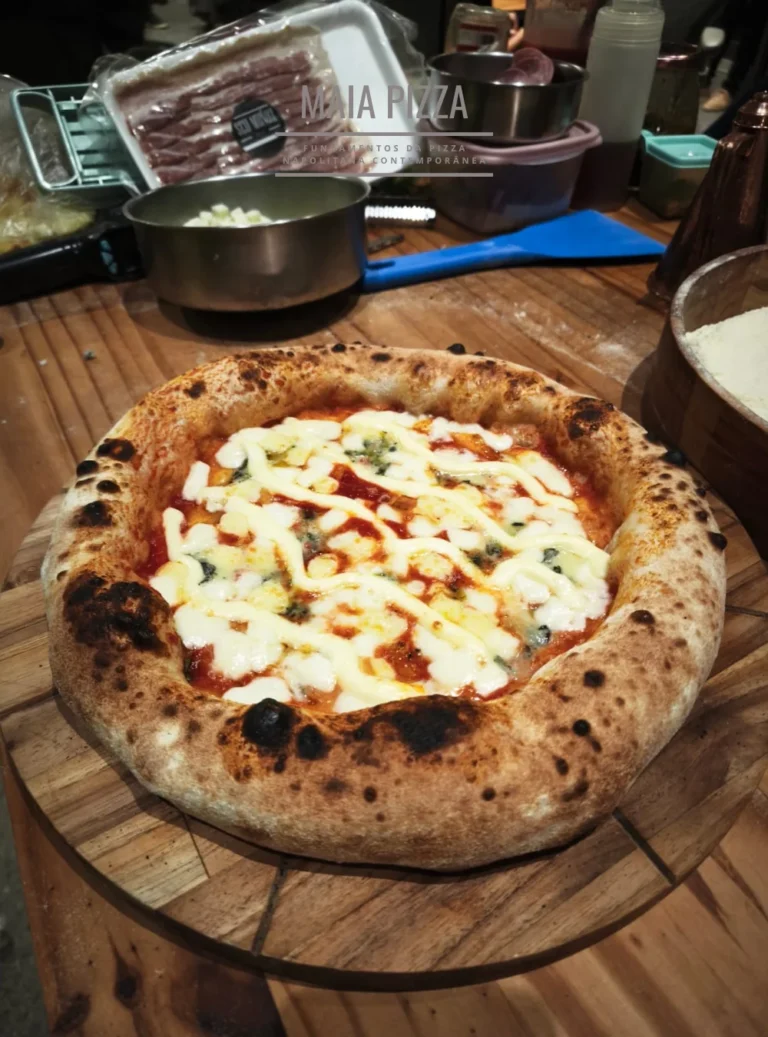 Pizza-napolitana-4-queijos